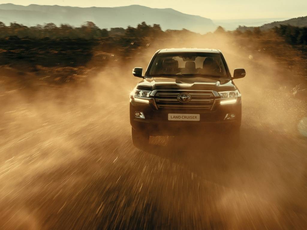 Toyota Land Cruiser 200